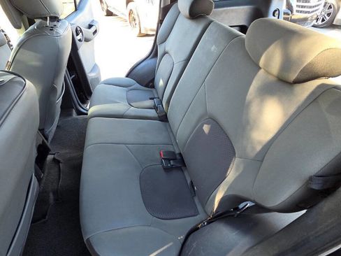 Used 2010 Nissan Xterra S AWD/4WD image 31