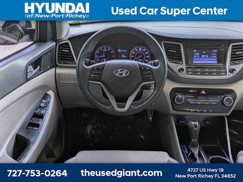Used 2016 Hyundai Tucson SE w/ Option Group 02 FWD image 16