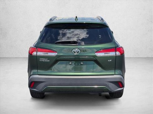 Used 2022 Toyota Corolla Cross LE FWD image 6