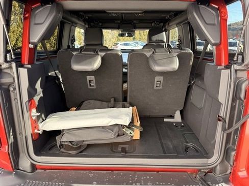 Used 2024 Ford Bronco Black Diamond image 7