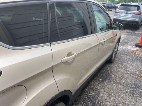 Used 2017 Ford Escape Titanium FWD image 18
