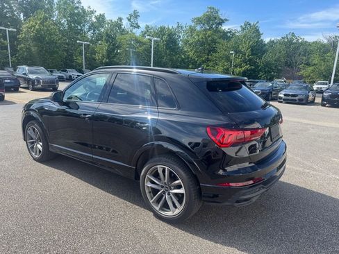 Used 2023 Audi Q3 2.0T Premium w/ Black Optic Sport Package AWD/4WD image 3