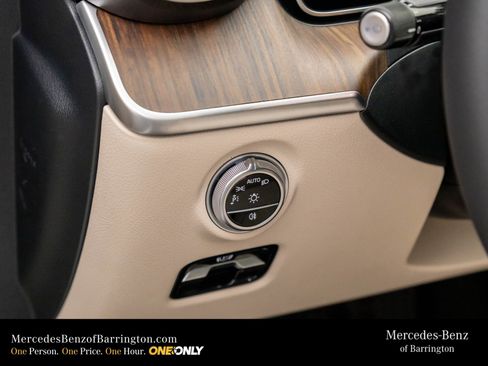 New 2026 Mercedes-Benz C 300 4MATIC Sedan image 21