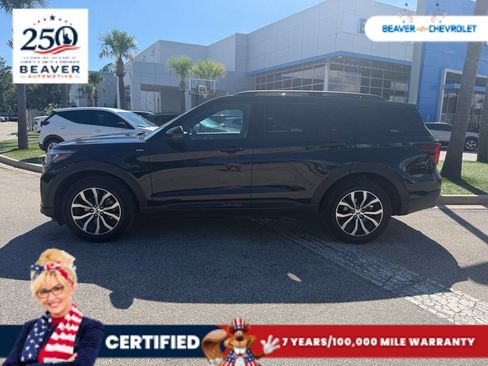 Used 2025 Ford Explorer ST-Line AWD/4WD image 7