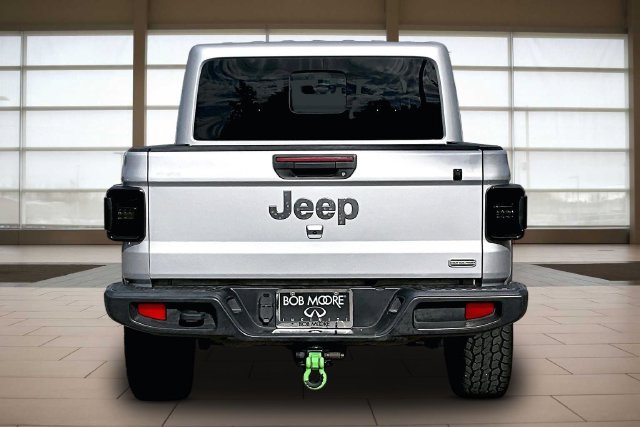Used 2023 Jeep Gladiator Overland AWD/4WD image 4
