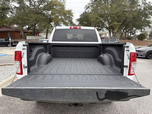 Used 2022 RAM 2500 Big Horn w/ Cold Weather Group image 7