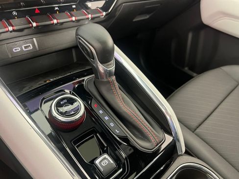 Certified 2024 GMC Canyon AT4X AWD/4WD image 30