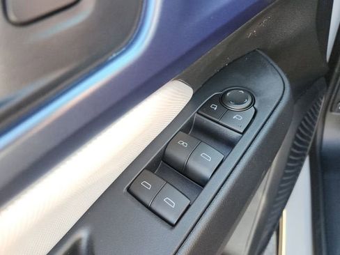 New 2026 Chevrolet Equinox EV LT image 19