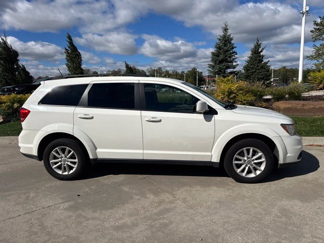 Used 2017 Dodge Journey SXT FWD image 2