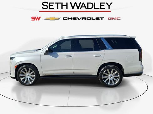 Used 2022 Cadillac Escalade Premium Luxury Platinum image 5