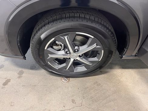 Used 2025 Honda HR-V EX-L image 29