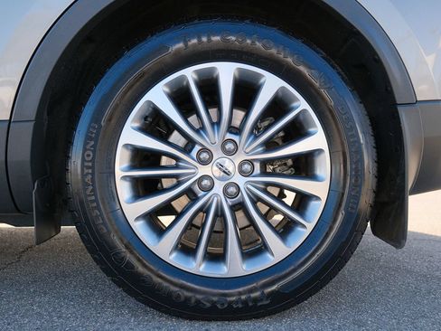 Used 2016 Lincoln MKX Select w/ Select Plus Package FWD image 44