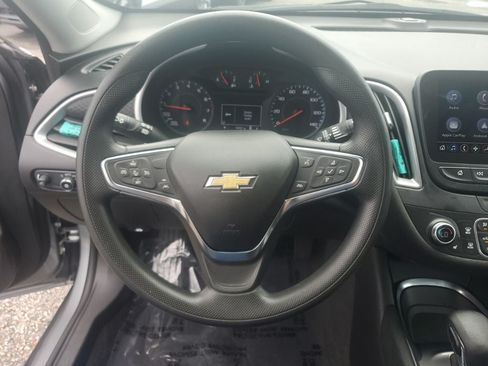 Used 2025 Chevrolet Malibu LT FWD image 21