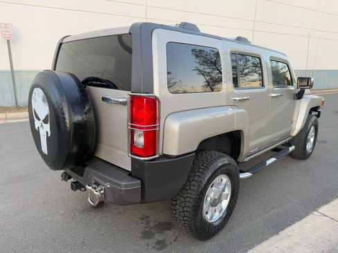 Used 2006 HUMMER H3 image 4