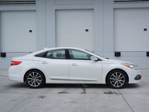 Used 2016 Hyundai Azera image 15