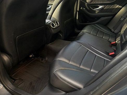 Used 2015 Mercedes-Benz C 300 4MATIC Sedan image 11