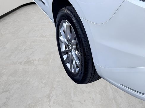 Used 2023 Buick Enclave Avenir w/ Avenir Technology Package image 7