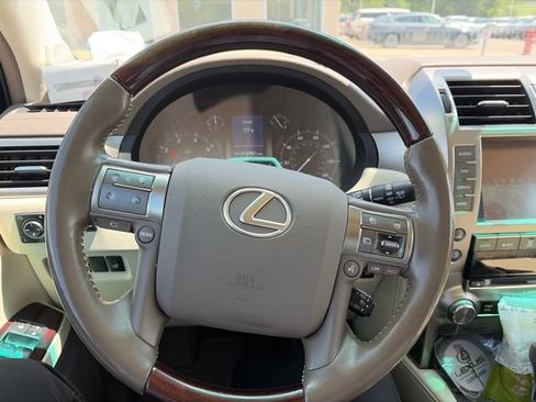 Used 2015 Lexus GX 460 Luxury AWD/4WD image 8