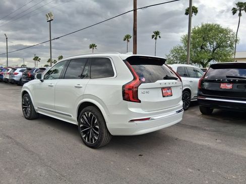 New 2026 Volvo XC90 T8 Plus w/ Protection Package Premier AWD/4WD image 4