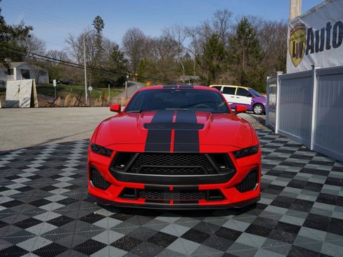 Used 2025 Ford Mustang GT Premium w/ GT Performance Package image 14