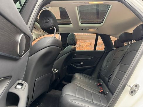 Certified 2021 Mercedes-Benz GLC 300 4MATIC image 24