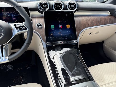 Certified 2026 Mercedes-Benz GLC 300 GLC 300 image 39