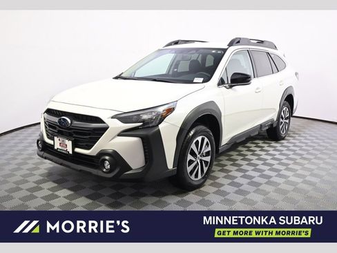 Certified 2025 Subaru Outback Premium AWD/4WD image 1