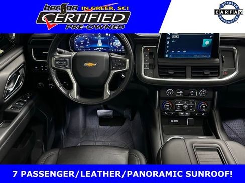 Used 2022 Chevrolet Suburban LT w/ Luxury Package image 11