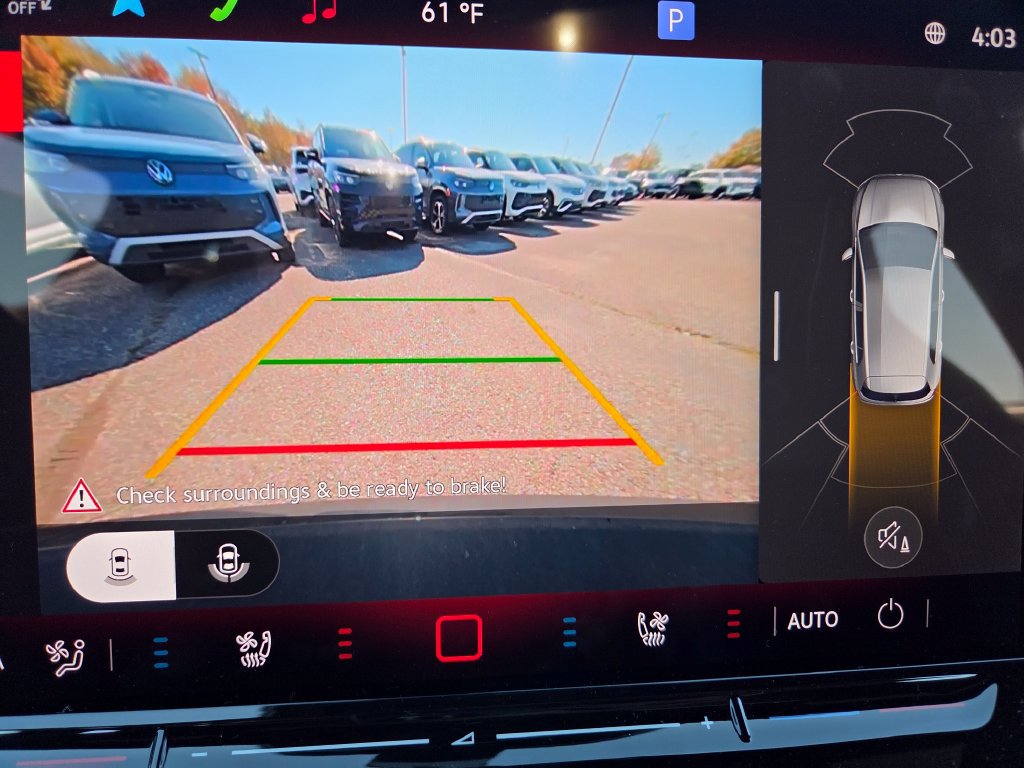 New 2026 Volkswagen GTI SE FWD image 9