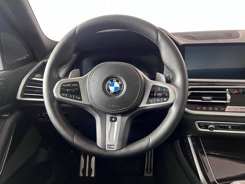 Used 2020 BMW X7 xDrive40i w/ M Sport Package AWD/4WD image 21