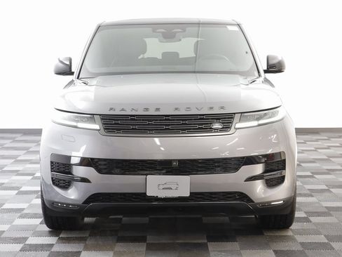 Used 2025 Land Rover Range Rover Sport SE image 22