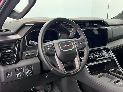 Used 2025 GMC Sierra 3500 AT4 w/ AT4 Premium Plus Package AWD/4WD image 4