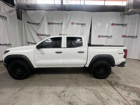 Used 2024 Chevrolet Colorado Trail Boss w/ Technology Package AWD/4WD image 3
