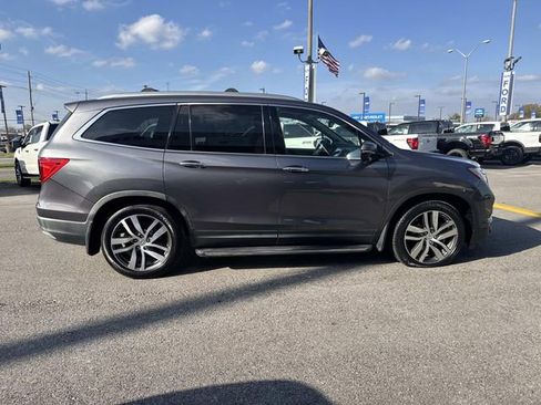 Used 2016 Honda Pilot Touring image 4