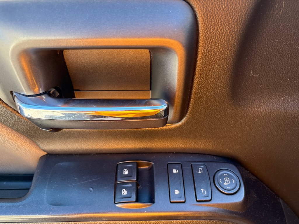 Used 2015 GMC Sierra 1500 2WD Regular Cab image 17