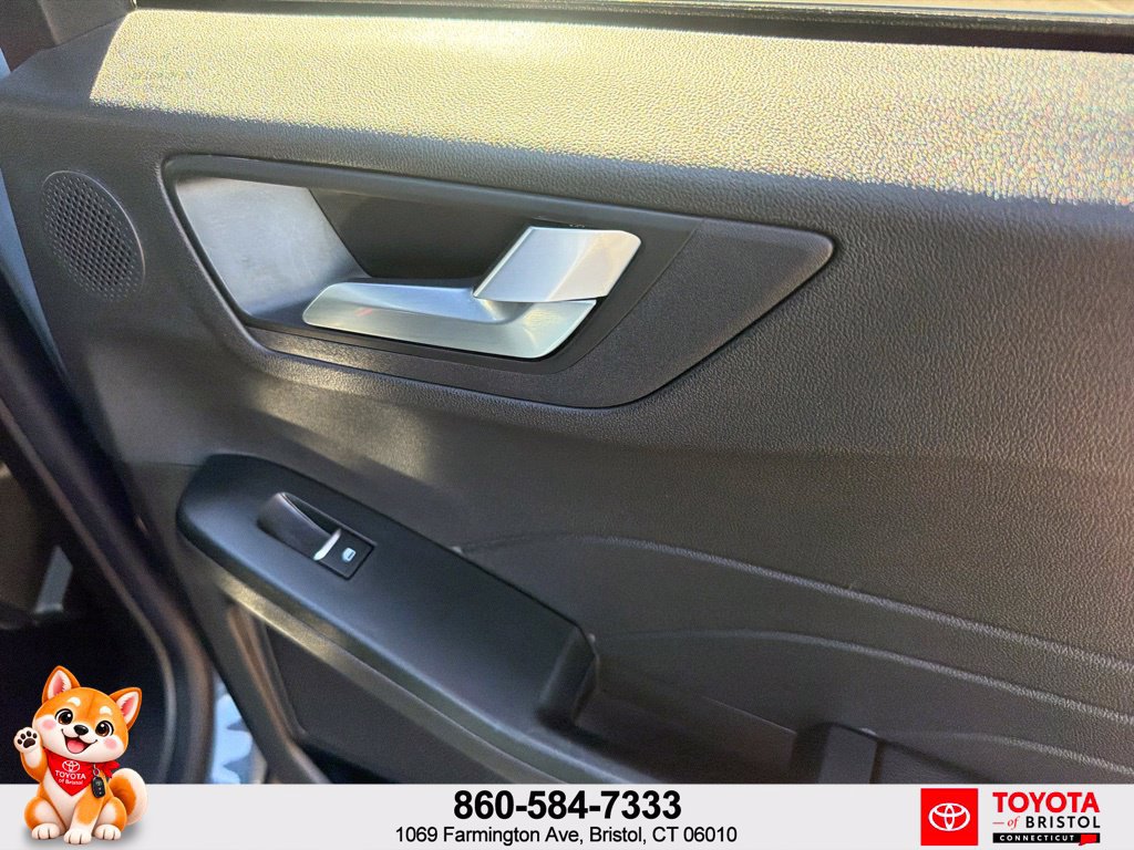 Used 2024 Ford Escape ST-Line Select w/ Tech Pack #2 AWD/4WD image 35