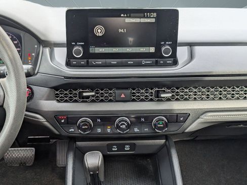 Used 2024 Honda Accord EX image 28