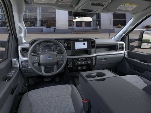 New 2026 Ford F250 XL w/ XL Chrome Package AWD/4WD image 9
