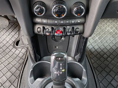 Used 2024 MINI Cooper Convertible image 19