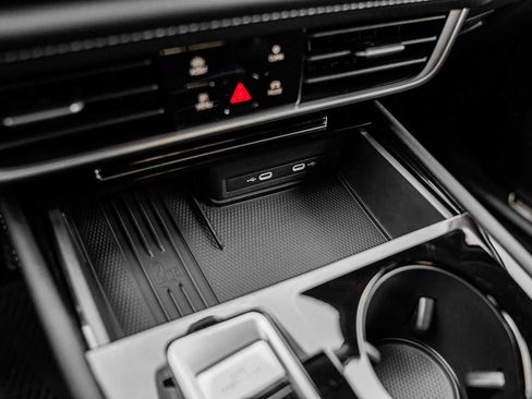 New 2026 Volkswagen Atlas SE image 31