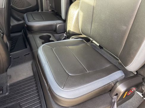 Used 2019 Chevrolet Colorado Z71 image 17