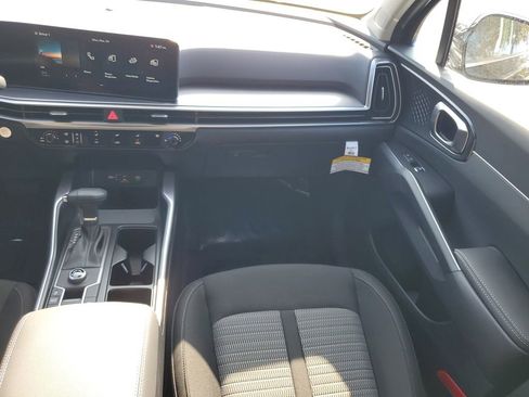 New 2026 Kia Sorento LX image 26