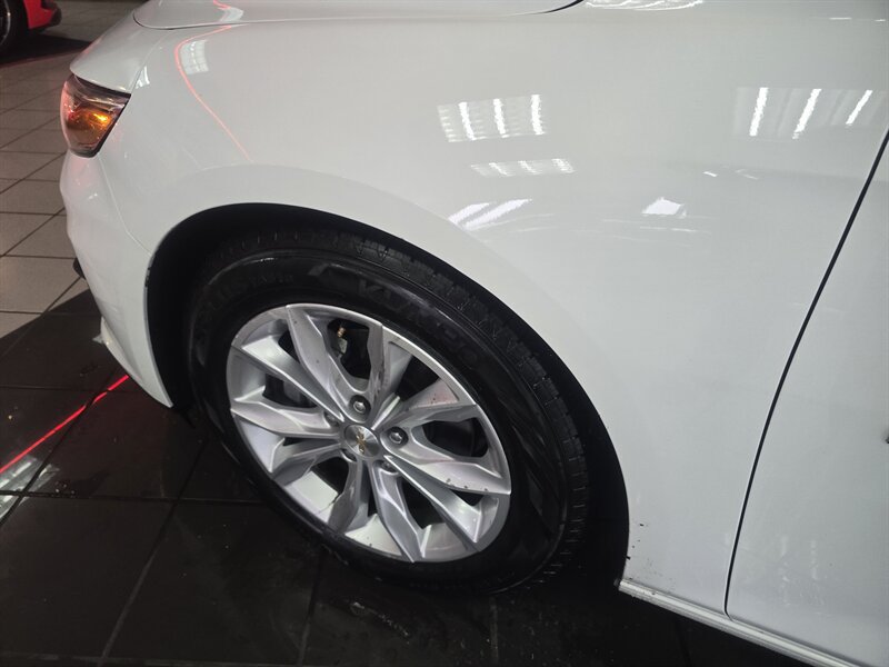 Used 2024 Chevrolet Malibu LT FWD image 32