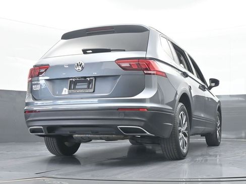 Used 2021 Volkswagen Tiguan S image 54