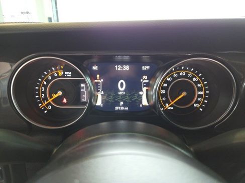 Used 2022 Jeep Gladiator Sport image 16