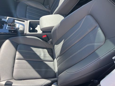 Used 2025 Audi Q5 2.0T Premium image 58