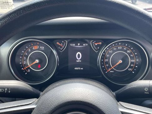Used 2022 Jeep Wrangler Unlimited Sport AWD/4WD image 24