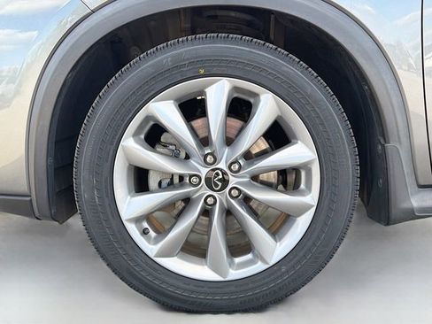 Used 2021 INFINITI QX50 Essential w/ Convenience Package image 44