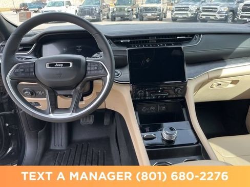 Used 2024 Jeep Grand Cherokee Limited AWD/4WD image 20