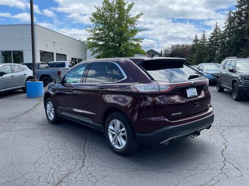 Used 2017 Ford Edge SEL w/ Equipment Group 201A AWD/4WD image 3